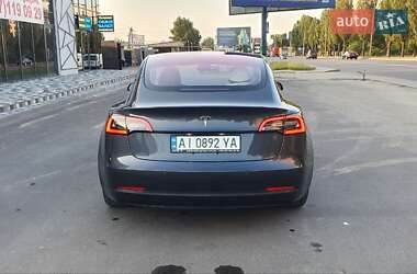 Седан Tesla Model 3 2018 в Киеве