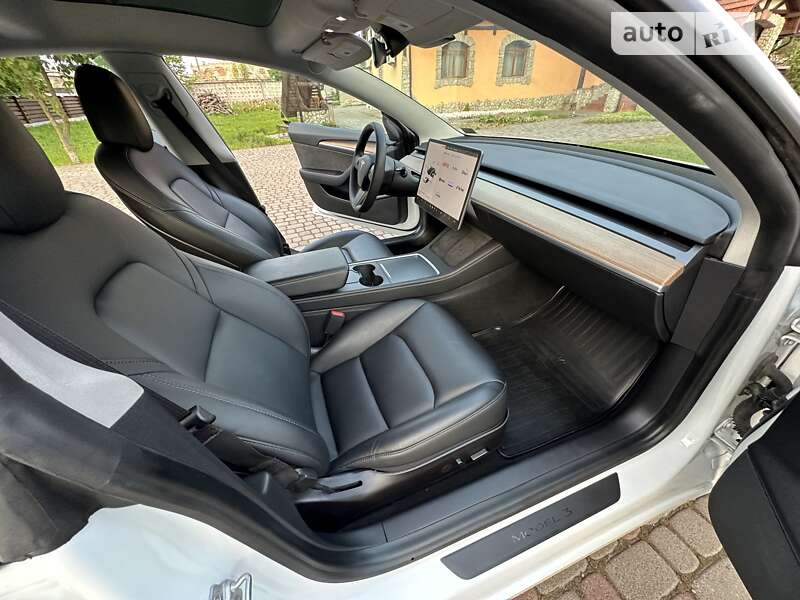 Седан Tesla Model 3 2021 в Калуше фото 24 Седан Tesla Model 3 2021 в Калуше