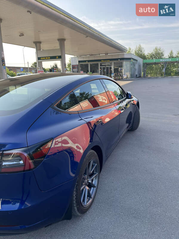 Седан Tesla Model 3 2020 в Хмельницькому