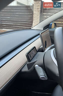 Седан Tesla Model 3 2020 в Хмельницком