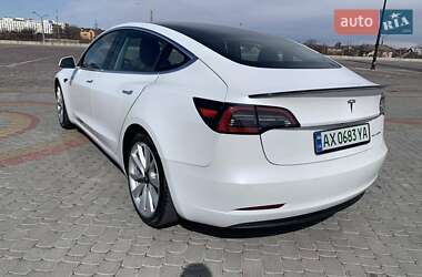 Седан Tesla Model 3 2019 в Харкові