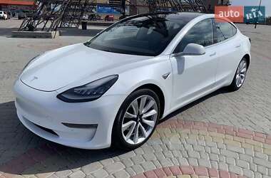 Седан Tesla Model 3 2019 в Харкові