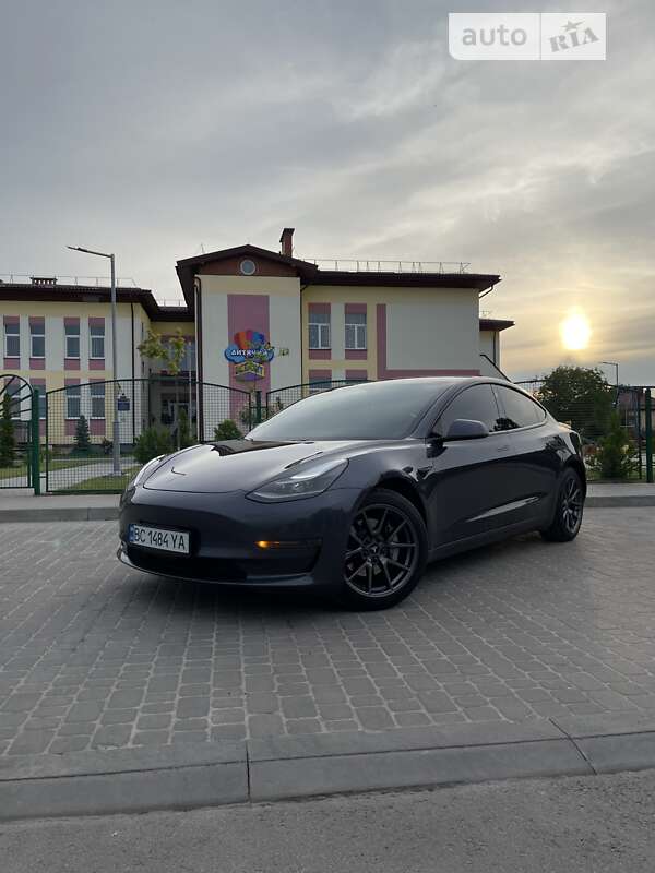 Tesla Model 3 2021 Tesla Model 3 2021
