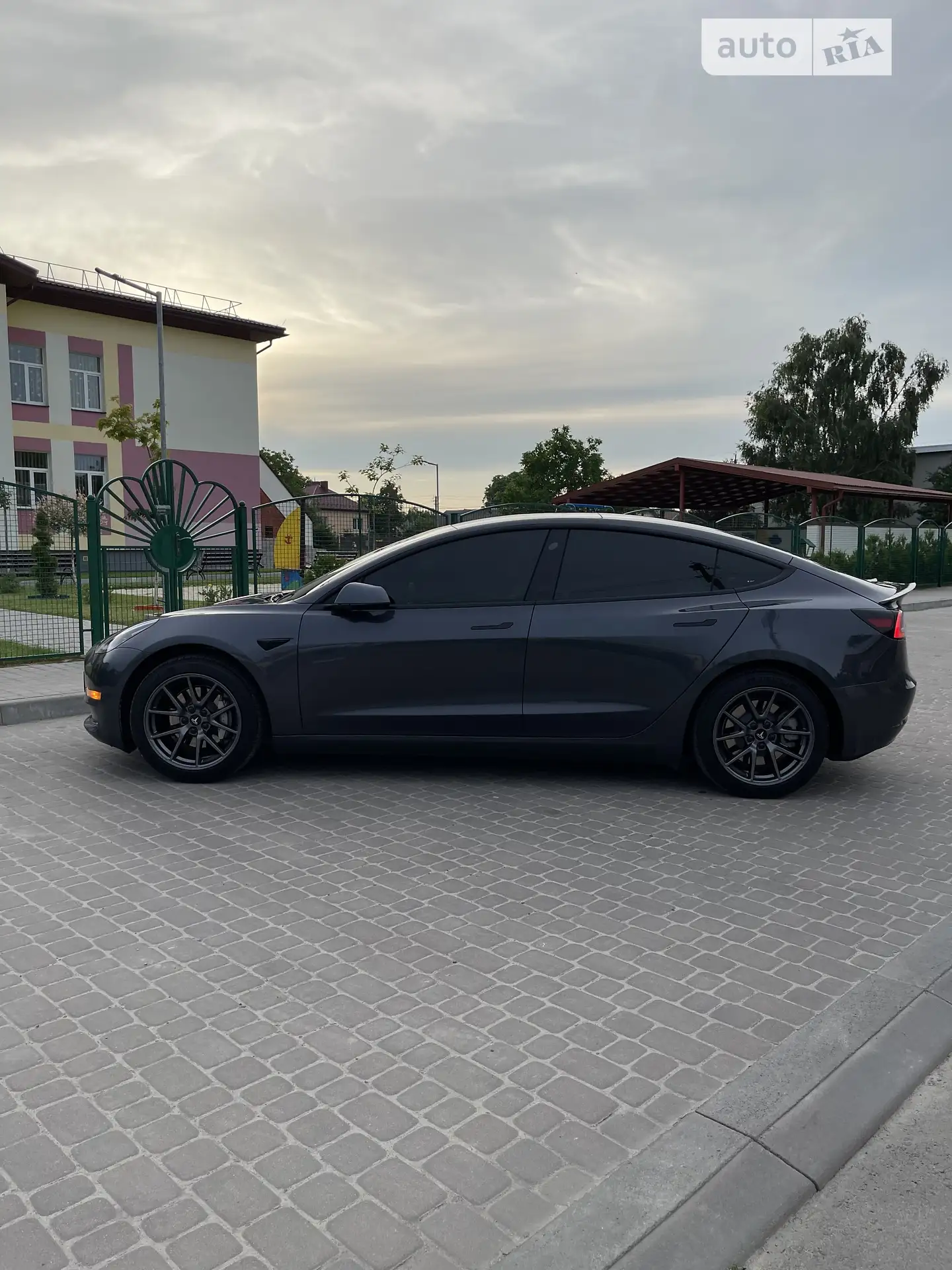 2021 Tesla Model 3 - мініатюра 8