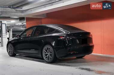 Седан Tesla Model 3 2018 в Киеве фото 7 Седан Tesla Model 3 2018 в Киеве