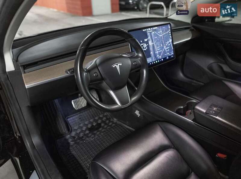 Седан Tesla Model 3 2018 в Киеве фото 11 Седан Tesla Model 3 2018 в Киеве