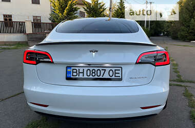 Седан Tesla Model 3 2022 в Одесі