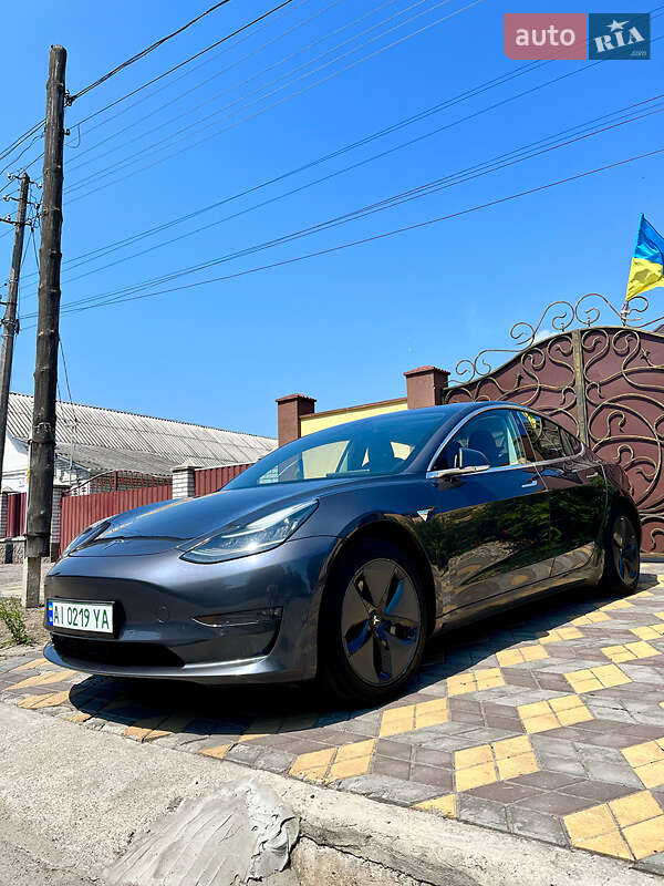 Tesla Model 3 2018