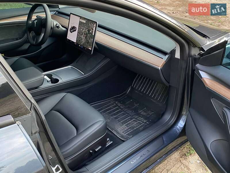 Седан Tesla Model 3 2022 в Дніпрі