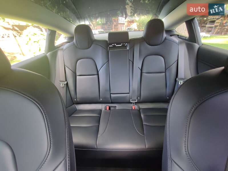 Седан Tesla Model 3 2018 в Киеве фото 9 Седан Tesla Model 3 2018 в Киеве