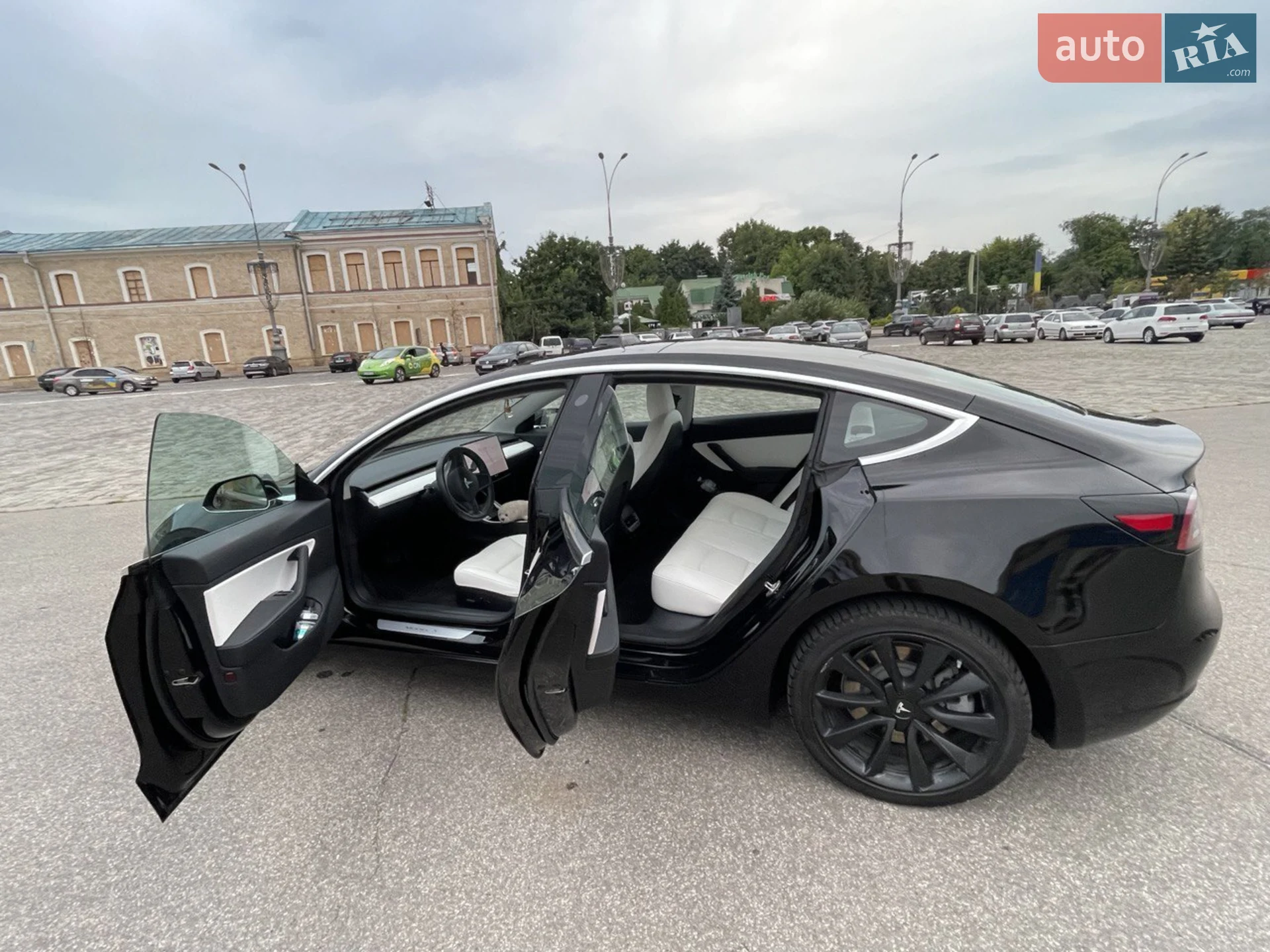 2018 Tesla Model 3 - мініатюра 8