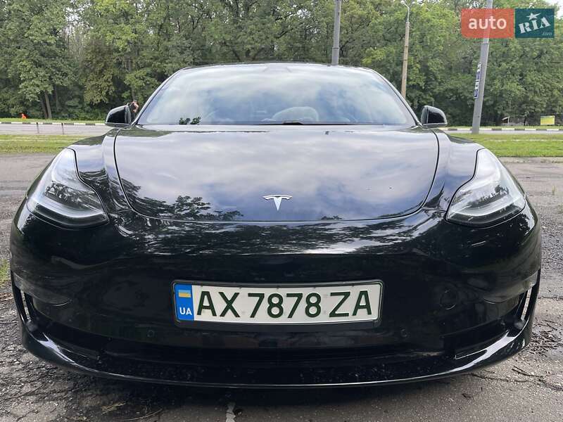 Седан Tesla Model 3 2018 в Харькове