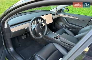 Седан Tesla Model 3 2021 в Тернополе