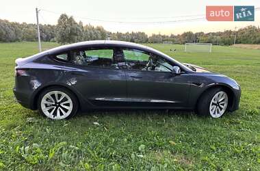 Седан Tesla Model 3 2021 в Тернополе