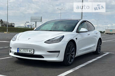 TESLA MODEL 3 2020