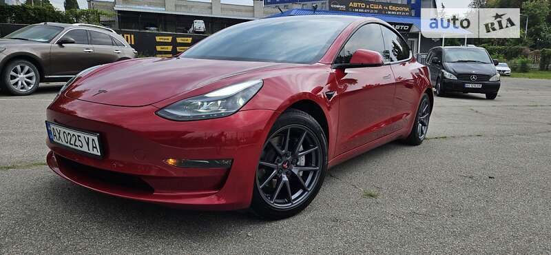 Седан Tesla Model 3 2021 в Харькове фото 3 Седан Tesla Model 3 2021 в Харькове
