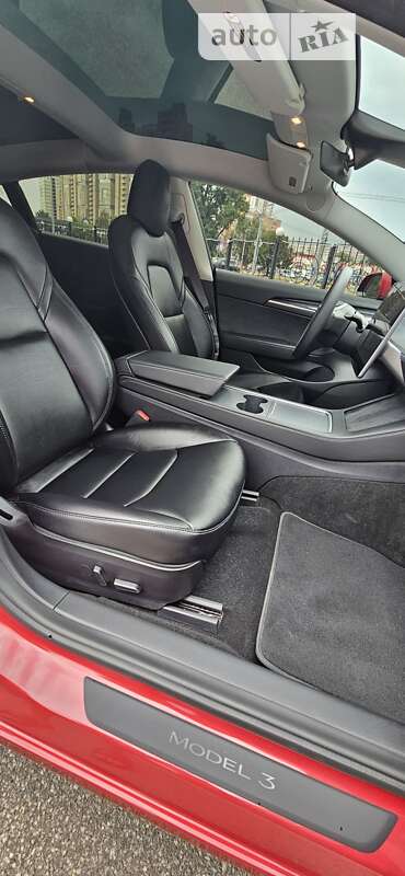 Седан Tesla Model 3 2021 в Харькове фото 28 Седан Tesla Model 3 2021 в Харькове