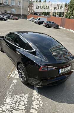 Седан Tesla Model 3 2018 в 