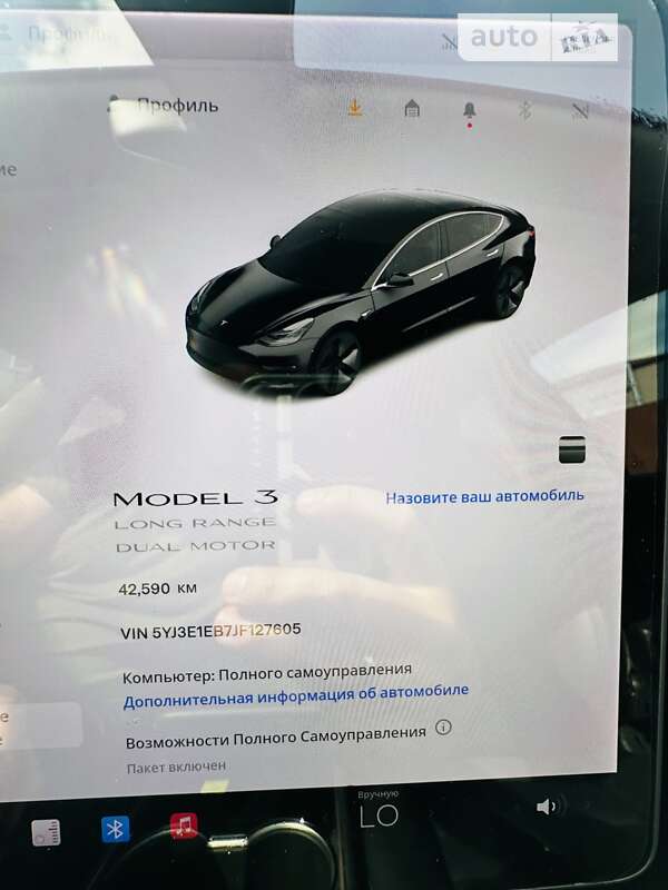 Седан Tesla Model 3 2018 в Киеве