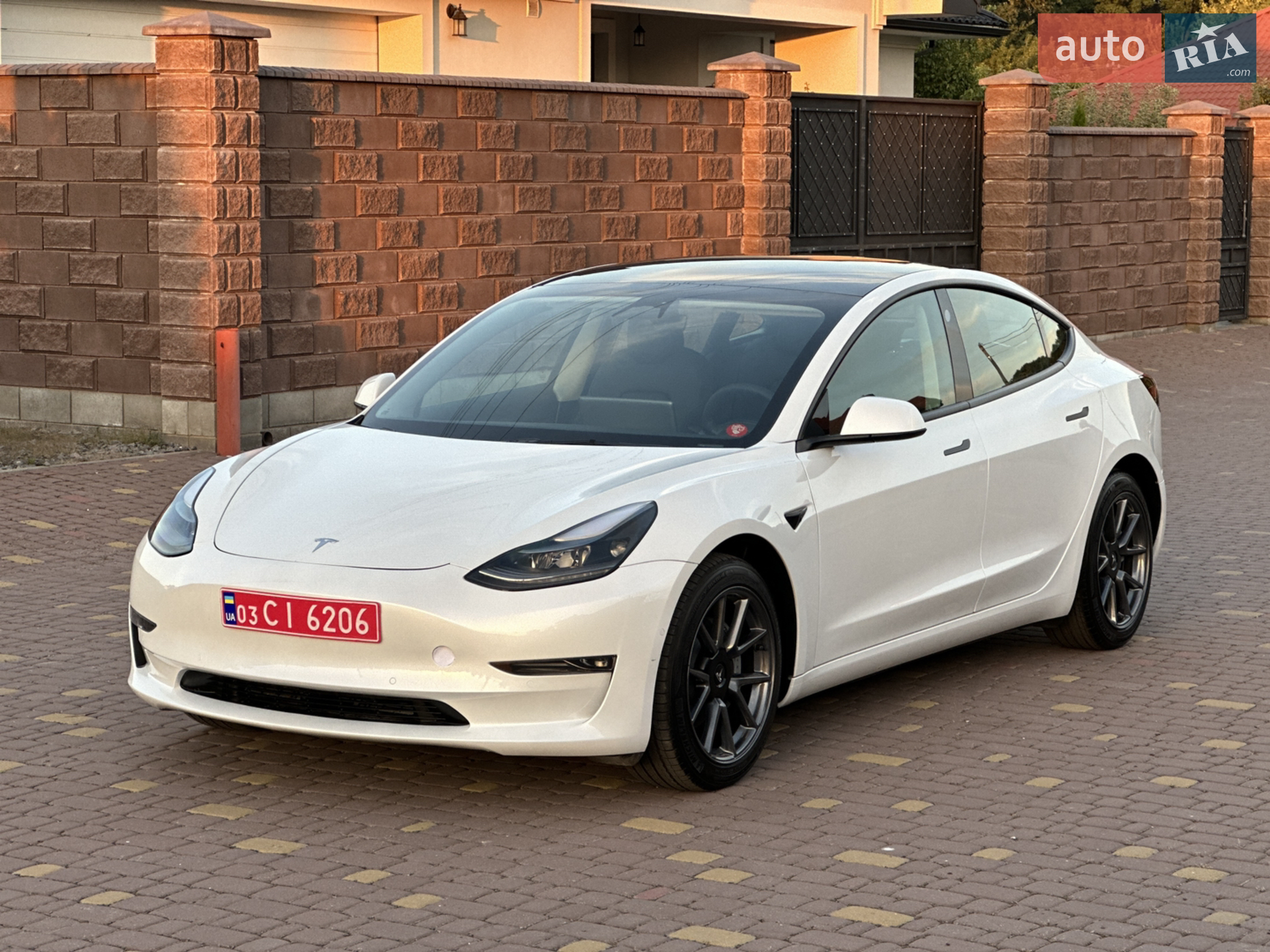 2022 Tesla Model 3 - мініатюра 15