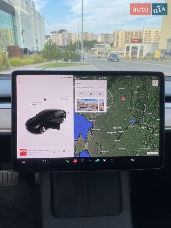 Седан Tesla Model 3 2022 в Хмельницком