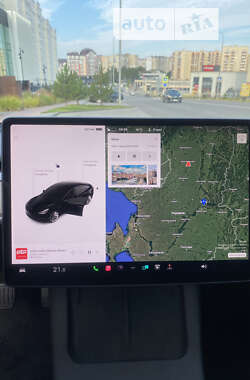 Седан Tesla Model 3 2022 в Хмельницком