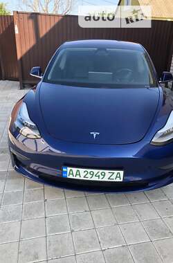 Седан Tesla Model 3 2019 в Изюме