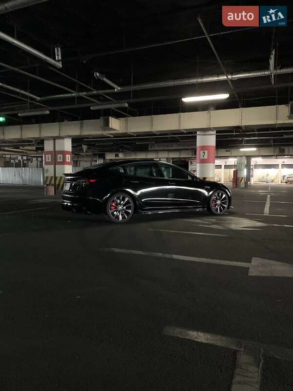 Tesla Model 3 2018