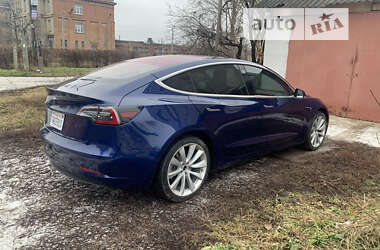Седан Tesla Model 3 2017 в Харькове