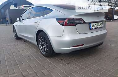 Седан Tesla Model 3 2017 в Ивано-Франковске