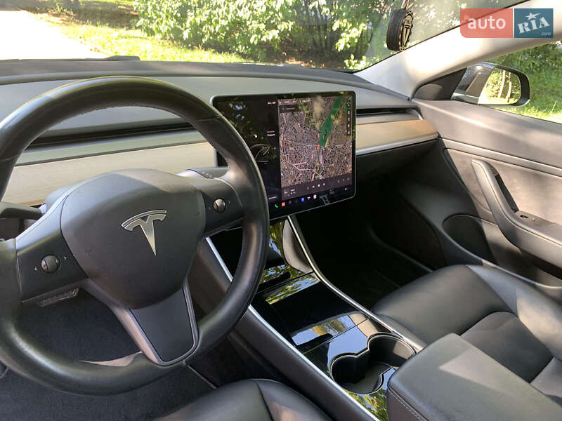 Седан Tesla Model 3 2018 в Хмельницькому