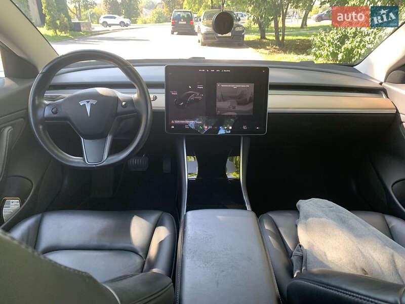 Седан Tesla Model 3 2018 в Хмельницькому