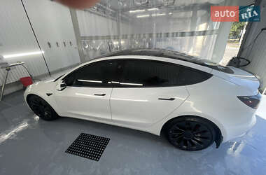 Седан Tesla Model 3 2021 в Днепре