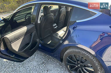 Седан Tesla Model 3 2018 в Днепре