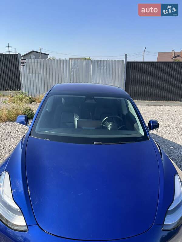 Седан Tesla Model 3 2018 в Днепре