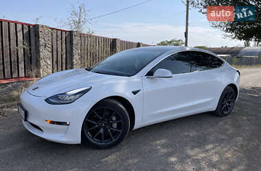 Седан Tesla Model 3 2019 в Одессе