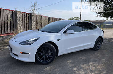 Седан Tesla Model 3 2019 в Одессе