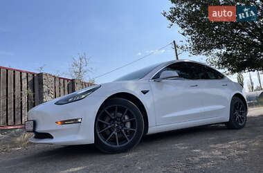 Седан Tesla Model 3 2019 в Одессе