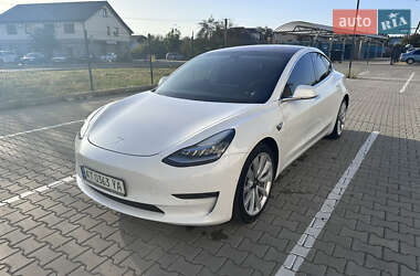 Седан Tesla Model 3 2019 в Ивано-Франковске