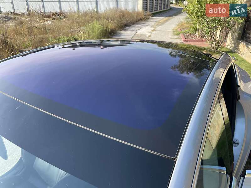 Седан Tesla Model 3 2018 в Києві