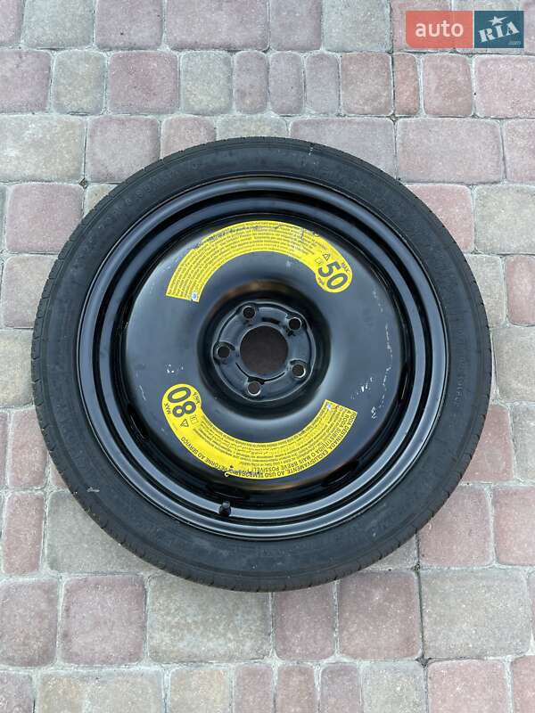 Седан Tesla Model 3 2018 в Києві