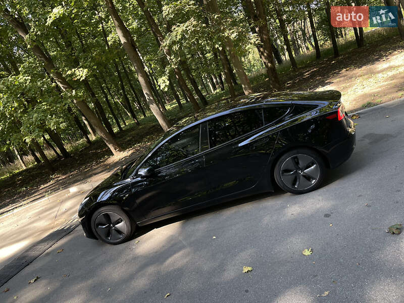 Седан Tesla Model 3 2018 в Харкові