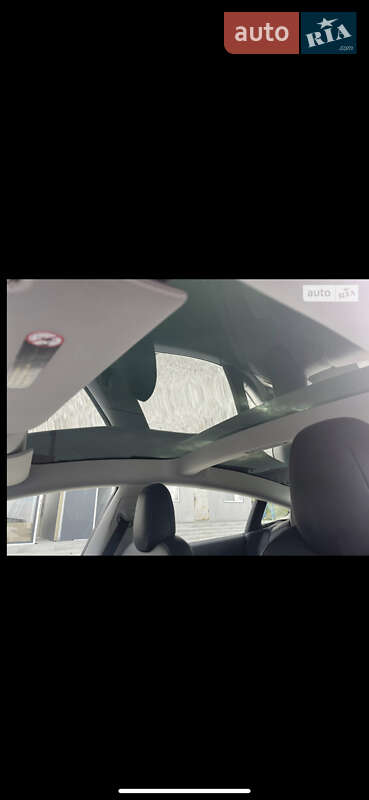 Седан Tesla Model 3 2019 в Ивано-Франковске