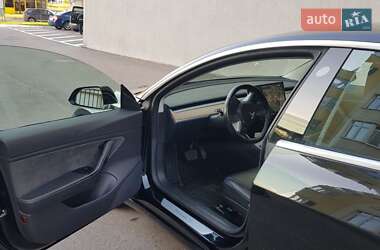 Седан Tesla Model 3 2018 в Киеве