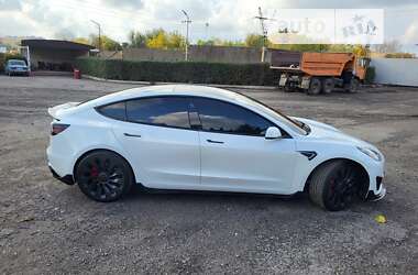 Седан Tesla Model 3 2021 в Дніпрі