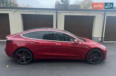 Седан Tesla Model 3 2018 в Вінниці