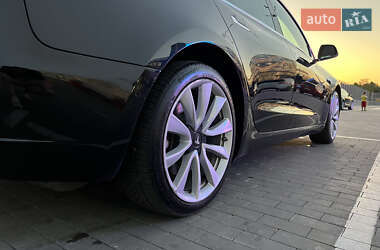 Седан Tesla Model 3 2018 в Первомайске