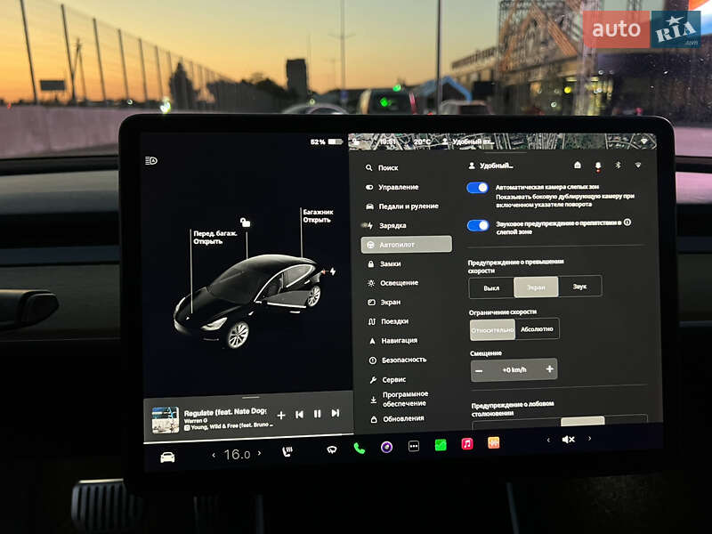 Седан Tesla Model 3 2018 в Первомайске