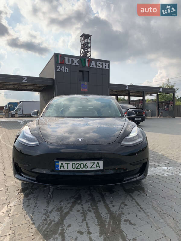 Седан Tesla Model 3 2019 в Калуші фото 3 Седан Tesla Model 3 2019 в Калуші