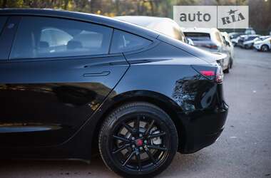 Седан Tesla Model 3 2018 в 